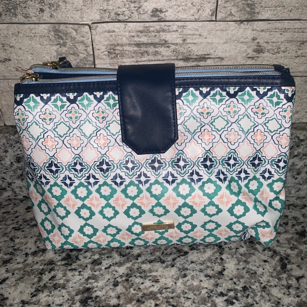 Sophia Joy pull apart clutch travel bag